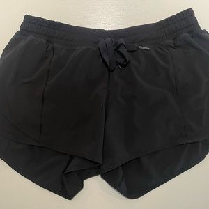 Lululemon Hotty Hot Shorts
